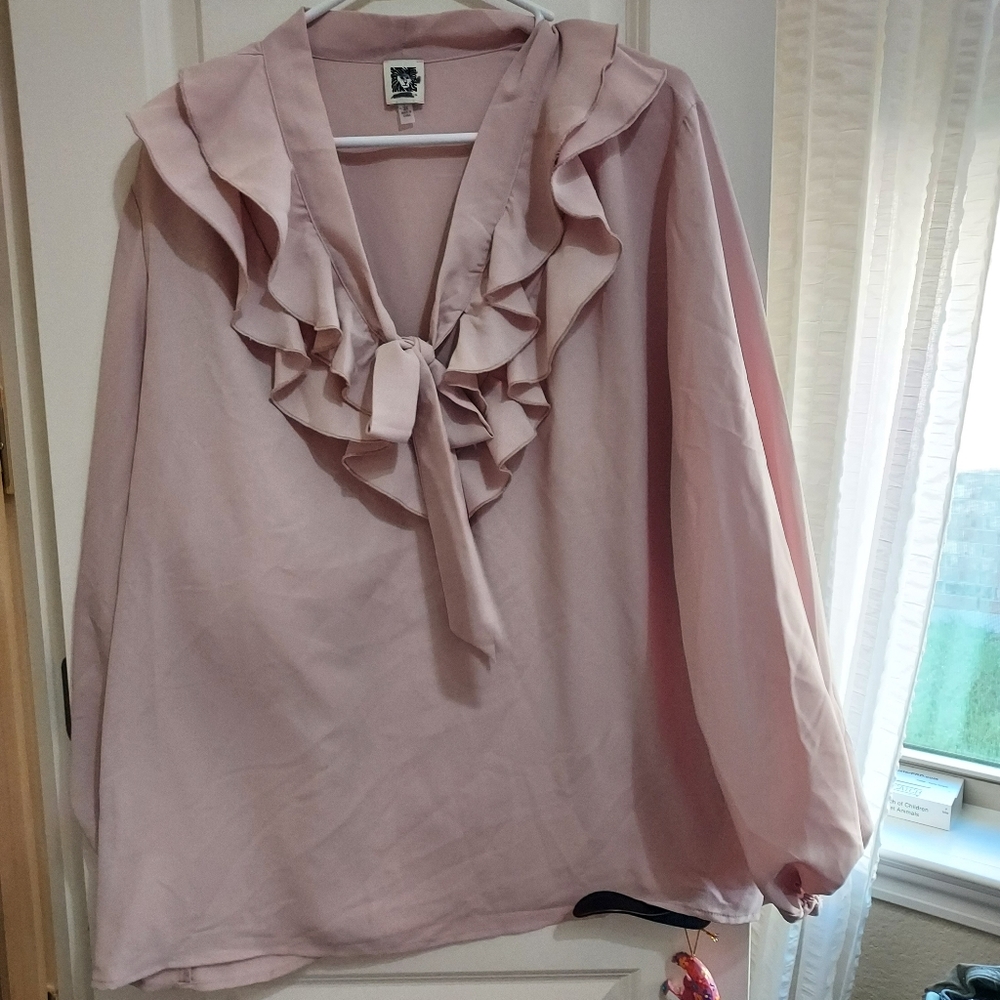 Long sleeve blouse